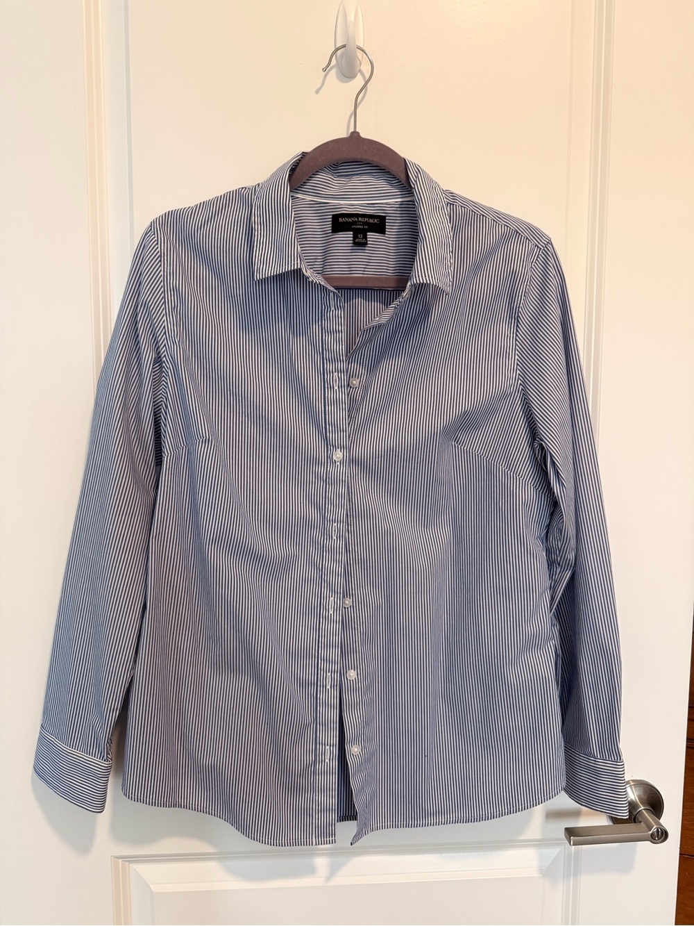 Banana Republic Blue Stripe Classic Button-Up Shirt - Women’s